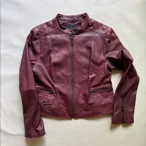Motorcycle collarless leather jacket size large